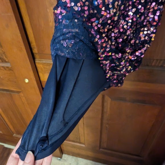 Short Purple homecoming dress - Sequins - one shoulder - medium - form fitting - Picture 7 of 11